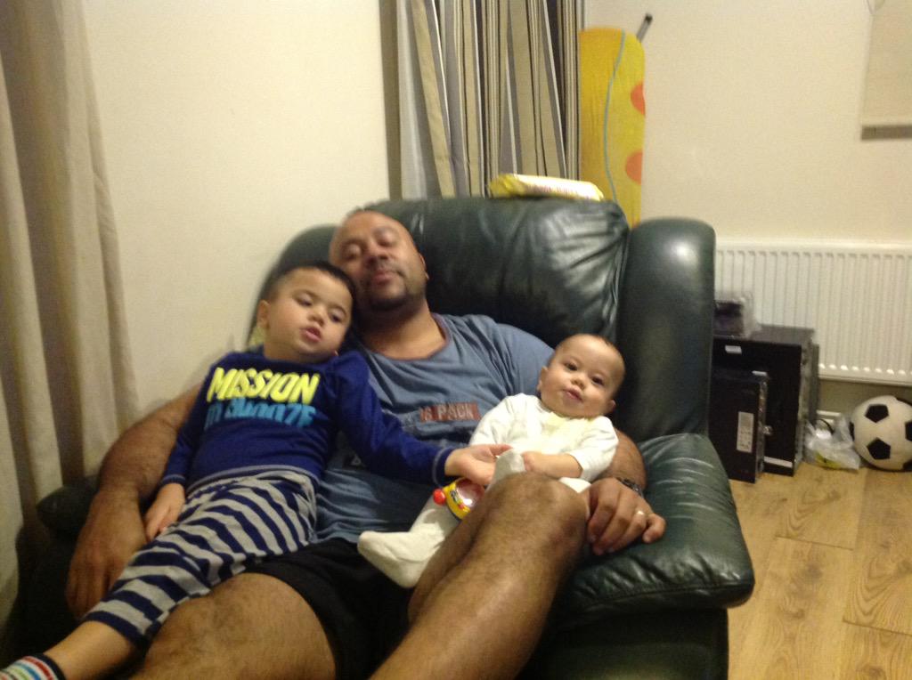 brownjay7's tweet photo. @stpetersy2 @stpeter's Bristol bobby is laughing /👼💩👣 http://t.co/oCy9J5SuWR