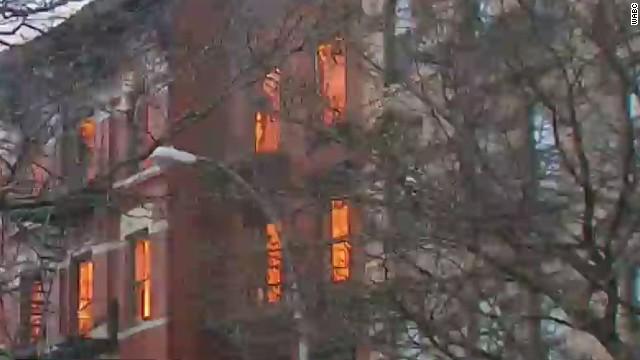 [VIDEO] Explosión y colapso de un edificio en el East Village de Manhattan, Nueva York cnn.it/1H0UGQJ