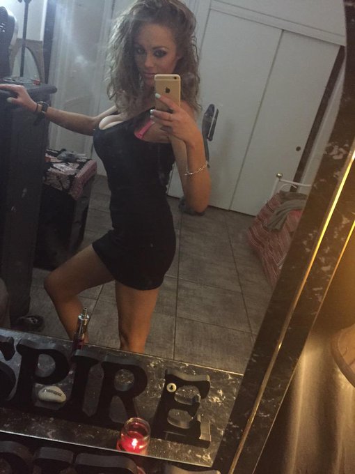 Watch Katie Kox's leaked NSFW photo on TwXstars