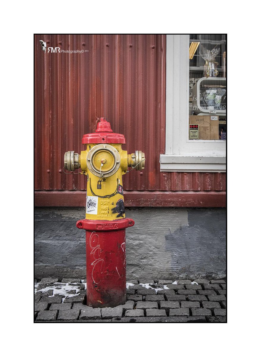 Yes “<a href="/ManxMikePhotos/">Mike Radcliffe Photography</a>: Looks like the minions have landed in #Reykjavik #Iceland! <a href="/thisisiceland/">Iceland</a> ”