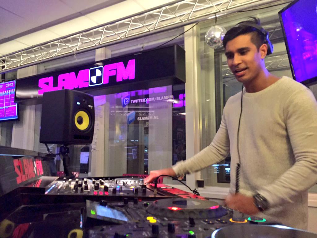 Vrouwvriendelijk en een beetje stampen, aldus <a href="/Naffz/">Naffz</a> over zijn eigen sound. Je hoort z'n setje nu live <a href="/slamfm/">SLAM!FM</a>!