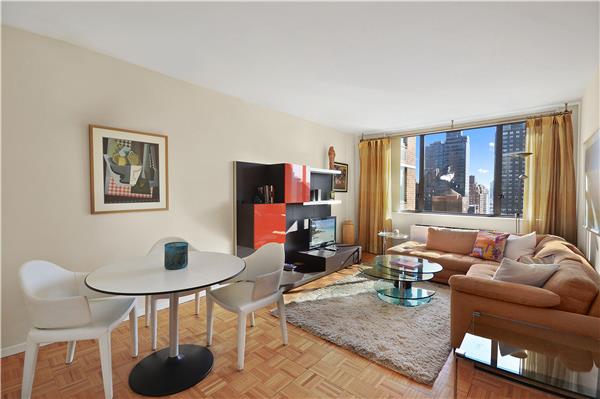 RebeccaKnaster's tweet photo. Signed contract for this Sutton Place gem! Check out my website for available listings! http://t.co/4vPMBN5VDc http://t.co/Tywo3dqD1R