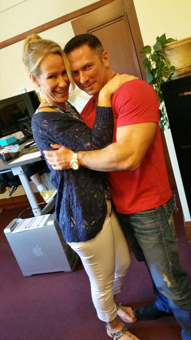 Always good to see @SimoneSonay ! http://t.co/c94R6eUcRG<a class="tags" target="_blank" title="On Twitter" href="/?out=eyJ0eXAiOiJKV1QiLCJhbGciOiJIUzUxMiJ9.eyJpYXQiOjE3MjI2MjUxNjUsImlzcyI6InR3cG9ybnN0YXJzLmNvbSIsIm5iZiI6MTcyMjYyNTE2NSwiZXhwIjoxNzU0MTYxMTY1LCJyZWRpcmVjdF91cmwiOiJodHRwczovL3R3aXR0ZXIuY29tL1NpbW9uZVNvbmF5In0.DF_yI6vwWlLnzr-LckWvavuxId2r6BPPSCouStnos_I68JKG3OByF_Sk0XJY4PV-WTpVzd22bf36B2FPRrXCVw">@SimoneSonay</a><a href="/tag/fan"class="tags"><span>#fan</span></a>