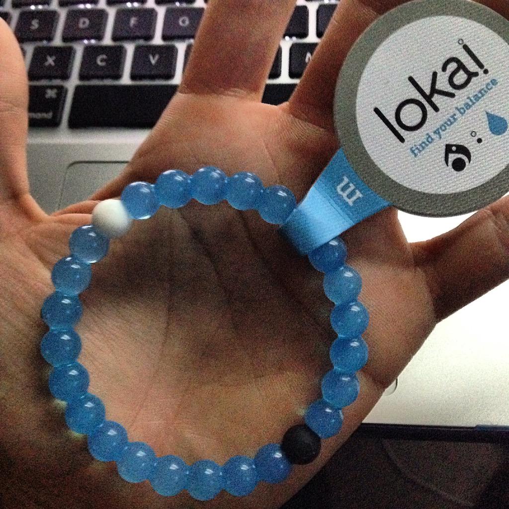 JokeAlone's tweet image. Got my blue @livelokai bracelet!! #FindingMyBalance #BlueLokai