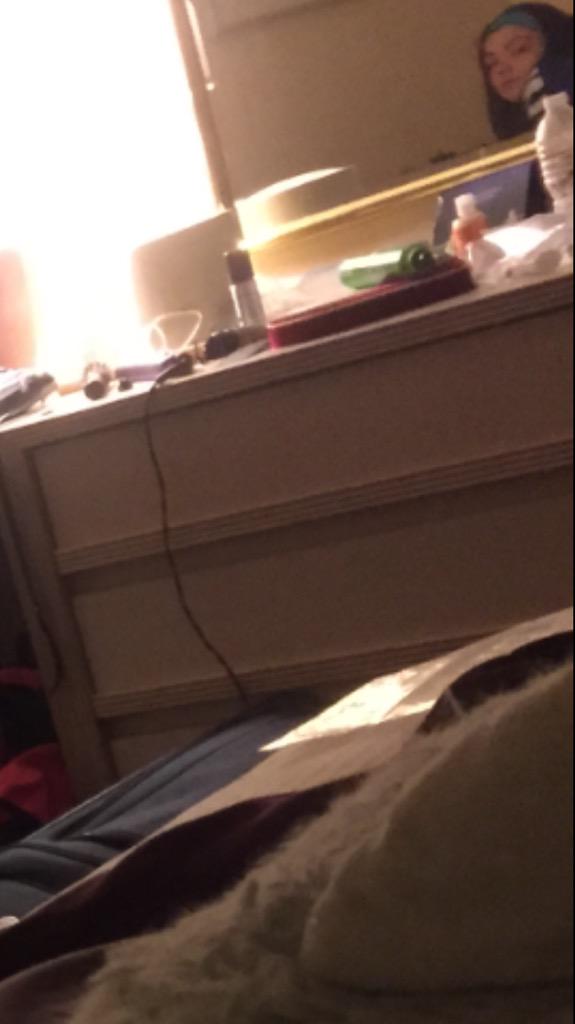 viccayyy's tweet image. #TBT #florida #disneyflow #rtforrt #roomies