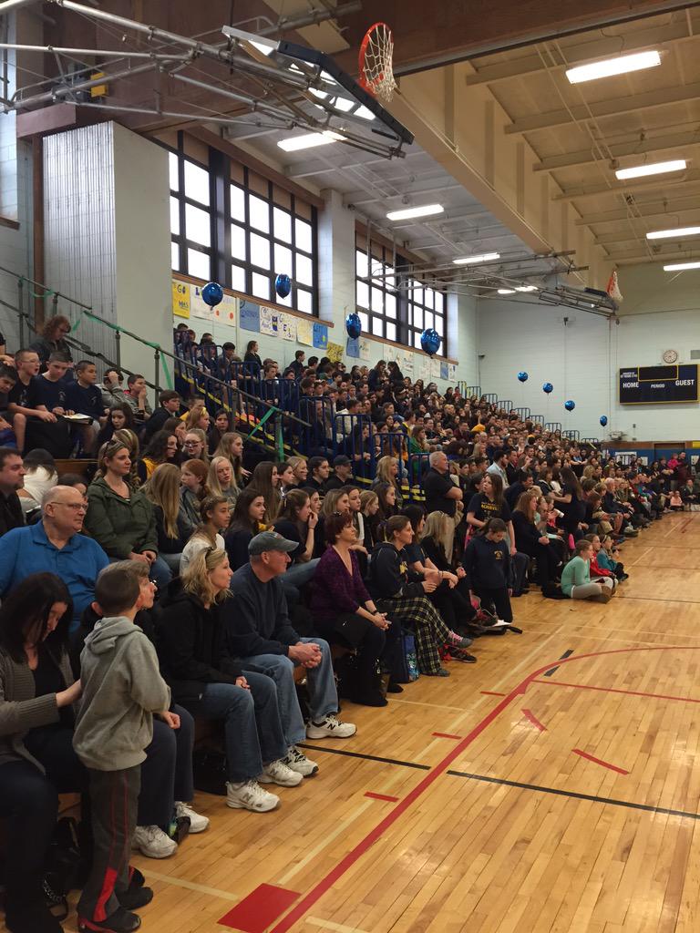 BernerChiefs's tweet photo. Packed!!! #SPIRTBMS #bmschiefs http://t.co/KEVvvWKMd4