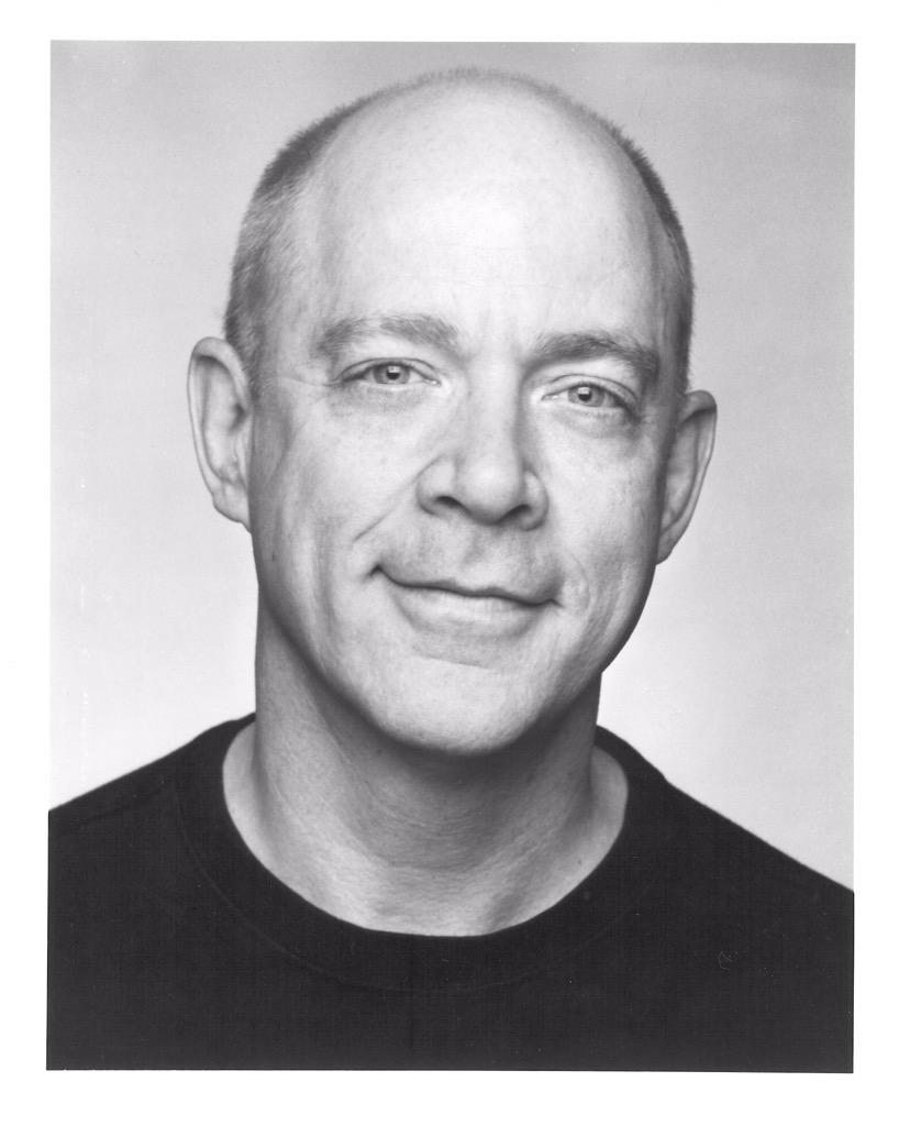 tigers's tweet photo. J.K. Simmons:
Michigan Native ✔️
#Tigers Fan ✔️
Oscar Winner ✔️
#OpeningDayDET First Pitch ✔️ http://t.co/V6etUQkhPQ