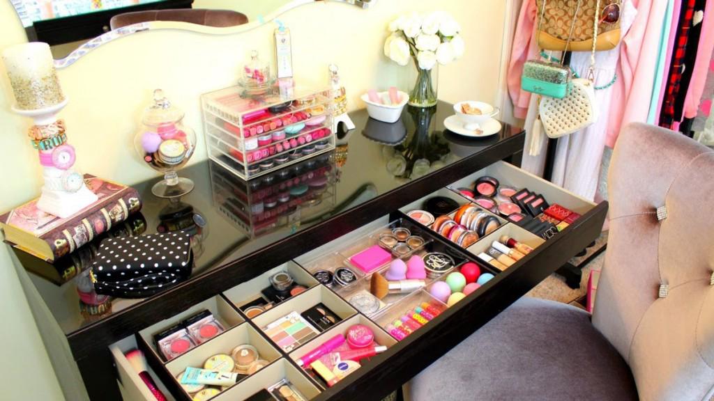 NUBI_Official's tweet image. What's the deal with second hand make-up? nubimagazine.com/whats-deal-sec… #makeuphowto #BeautyTips #NUBI