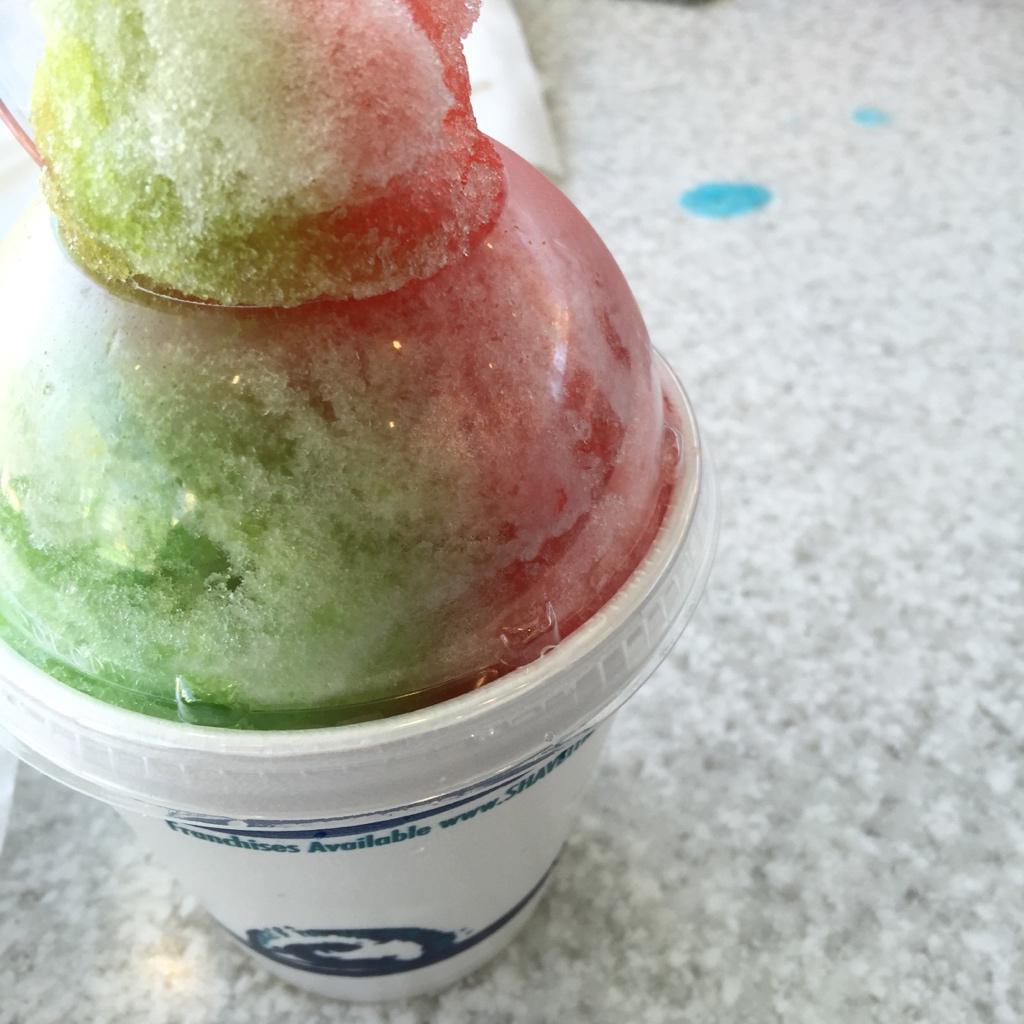 acomicbookgirl's tweet photo. Perfect day for @shaveitvalencia 🍧 http://t.co/cSuGU7fHkp