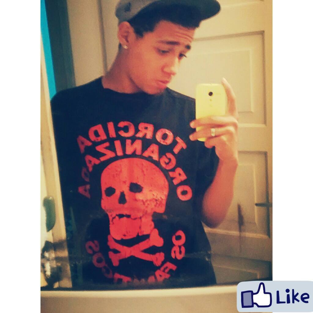 Lucas_Castro125's tweet photo. Fechadão com a #TOF hehe
#OsFanaticos http://t.co/EKMBkI9cxT