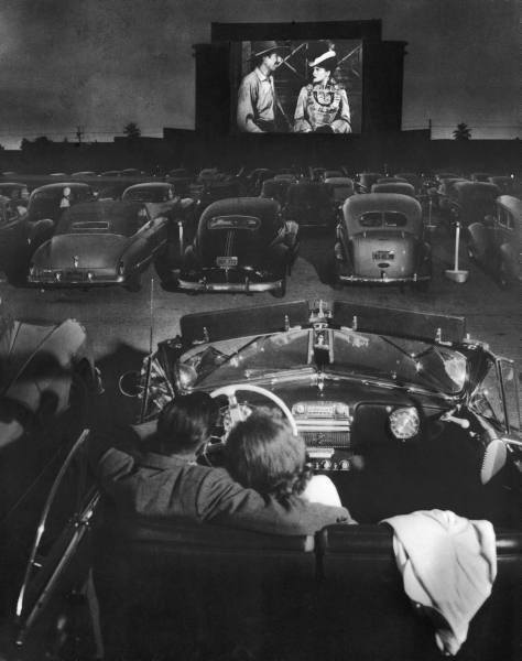 #Oldmovietheaters

Drive-In Movie 
(Los Angeles, 1949)