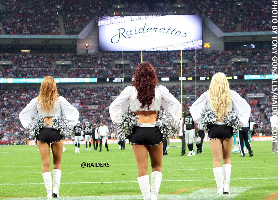 Raiders's tweet photo. And while on the subject, Top 10 Raiderette photos of 2014: http://t.co/Lapl2KcY2C 
Auditions: http://t.co/RA0L1NFpeR http://t.co/ijXh0BmosG