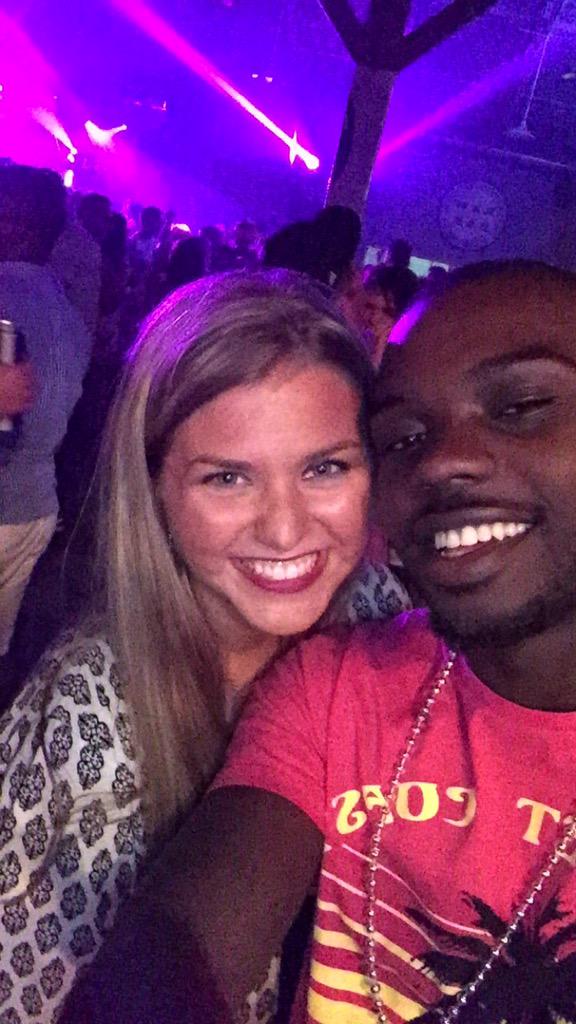 lauren_trupo23's tweet image. Killing the game with @MphatsoMW #airbands #spring14 #bestpartnerever #PCB2K15