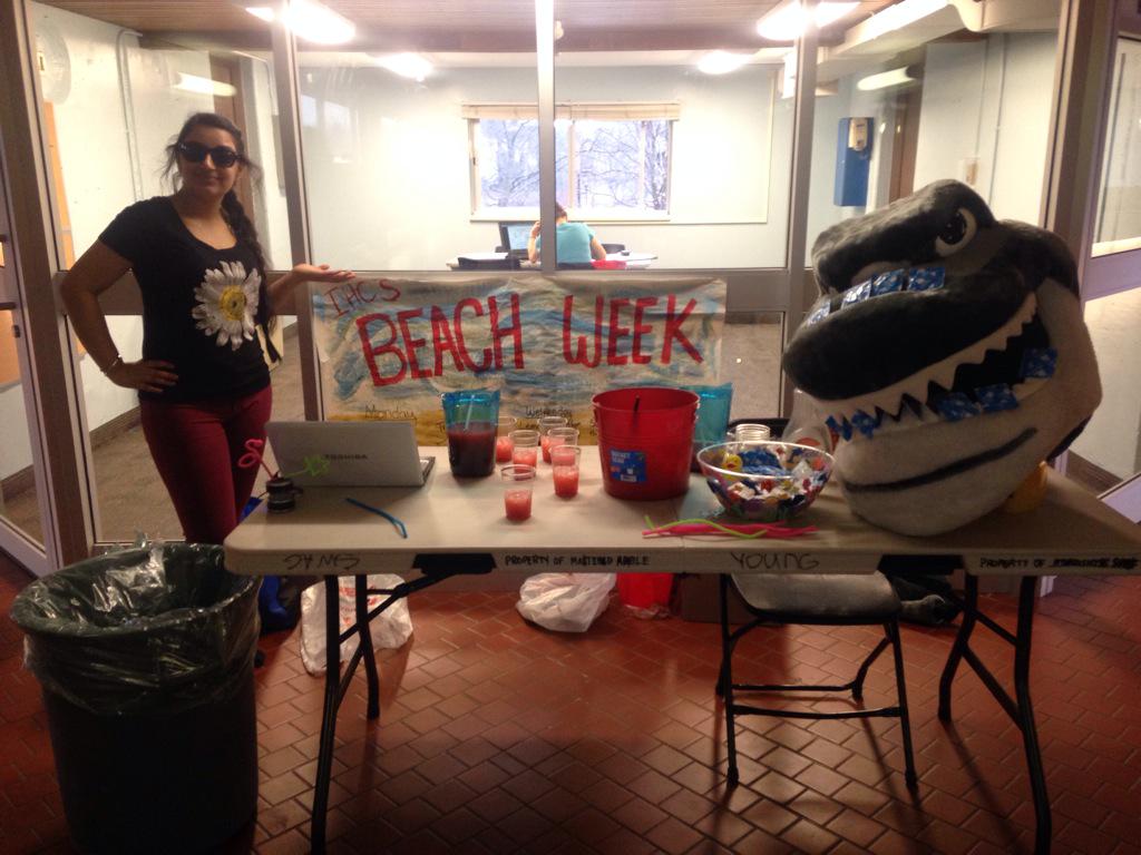 maritime_ihc's tweet photo. Come to our "Safe Sex on the Beach"right now in the crossroads for free mock tails and condoms! http://t.co/kedGleB0d1