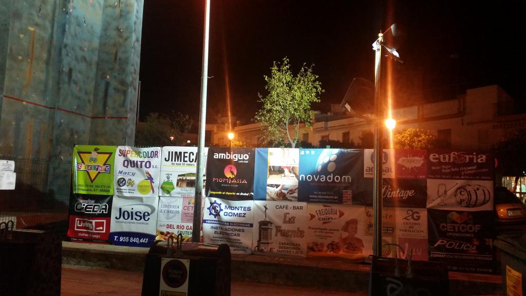 Colocadas las lonas de nuestros patrocinadores gracias a todos por vuestro apoyo #RocoArahal #CampeonatoAndalucia