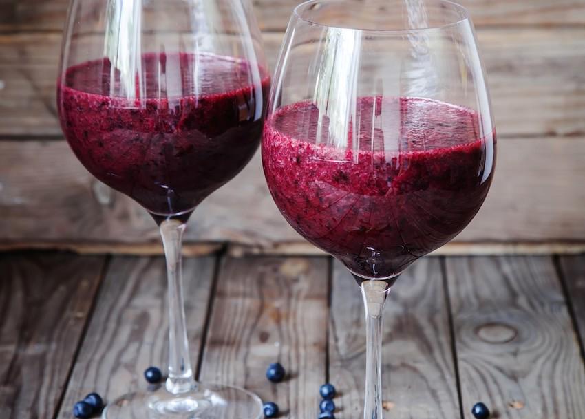 mindbodygreen's tweet image. A Happy Belly Smoothie To Improve Your Digestion mbg.to/ExXfwLS