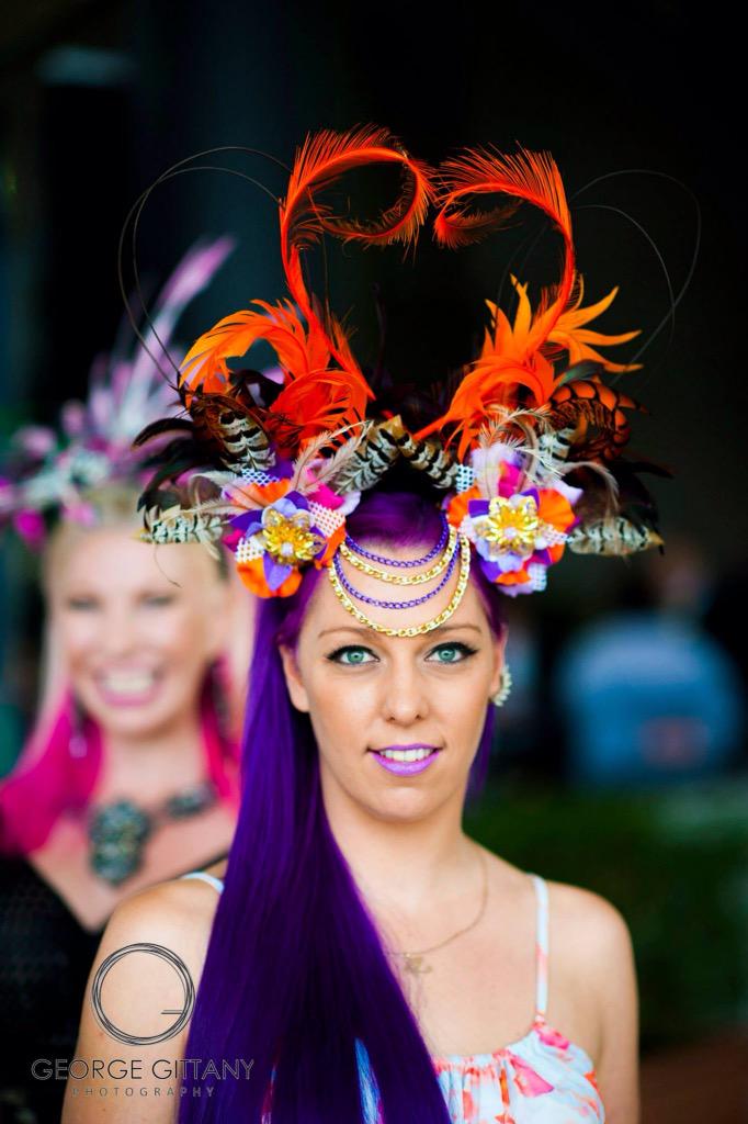 NikiLea's tweet photo. Snapped at the #GoldenSlipper last week... #NikiLea wearing @PegiLea Headpiece :😘👌 💥💜💥🎩 Image @GeorgeGittany http://t.co/hHwA85IB9F