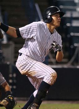 Happy birthday Rob Refsnyder, Ramon Flores and Brendan Ryan!! Hope two of you get your birthday wish Opening Day!! :) 