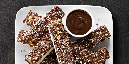 AMElph's tweet photo. "@pizzahut: Dunk. http://t.co/Zg1aSYVZQW" ❤❤❤