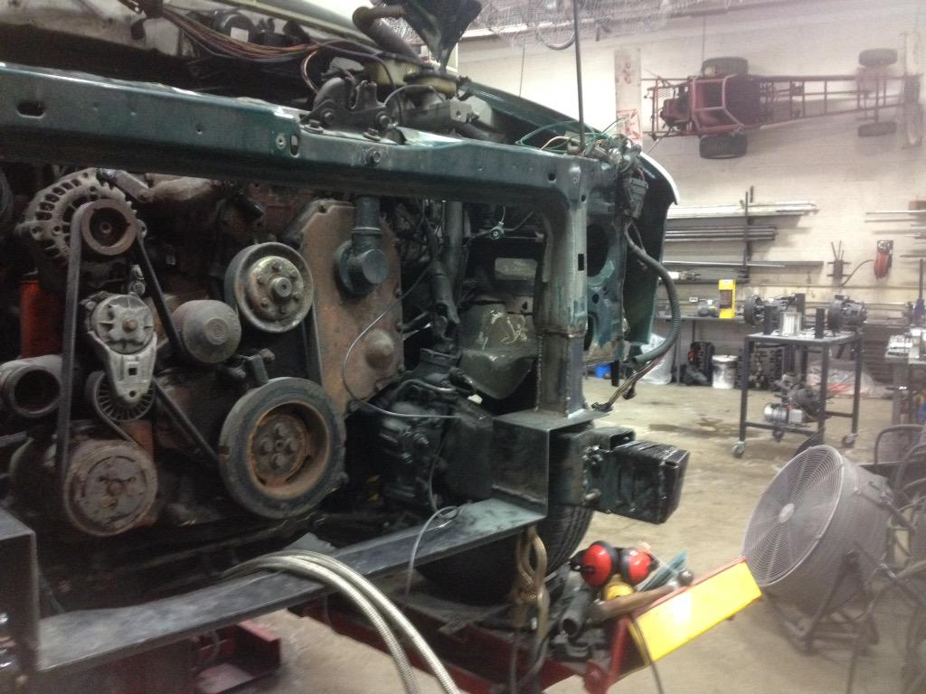 btbgas's tweet photo. Students fabricating and welding custom pieces to make the 1998 front end fit a 1990 http://t.co/wAdIvrUKKa