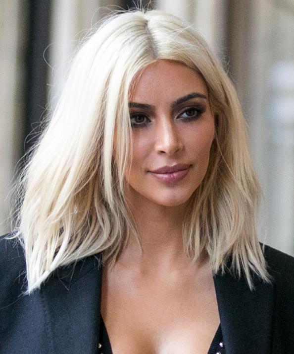 Kim Kardashian : Kim Kardashian platinum blonde Scoopnest.