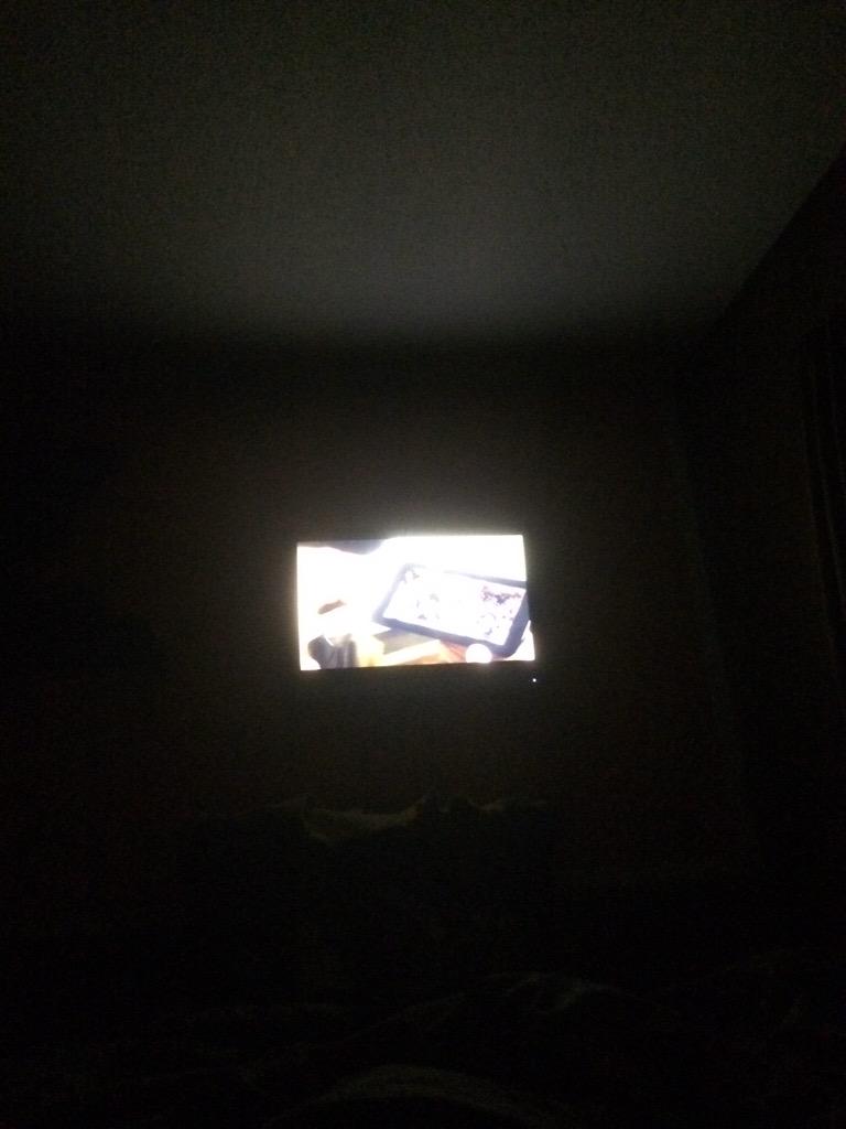 ColtinKennedy's tweet photo. Whatching some tv http://t.co/Ms0klJi6vz
