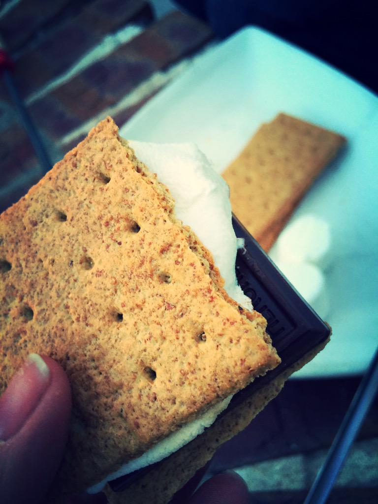 BristolBrewing's tweet photo. Want a s'more? S'more of what? Great w/ Winter Warlock! #sunbird #cocbw http://t.co/WXgLQf0XXQ