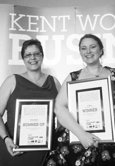 Kwib_Awards's tweet photo. RT @CJMunn_artist: #KWIBA2015 great evening. Great result xx Creative Women.of the Year. @CJMunn_artist http://t.co/eciSgh8zsG