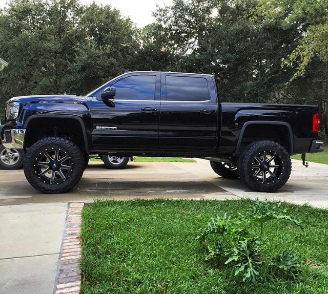 _LiftedTrucks_'s tweet photo. #GMC http://t.co/KRKRqHxvlw