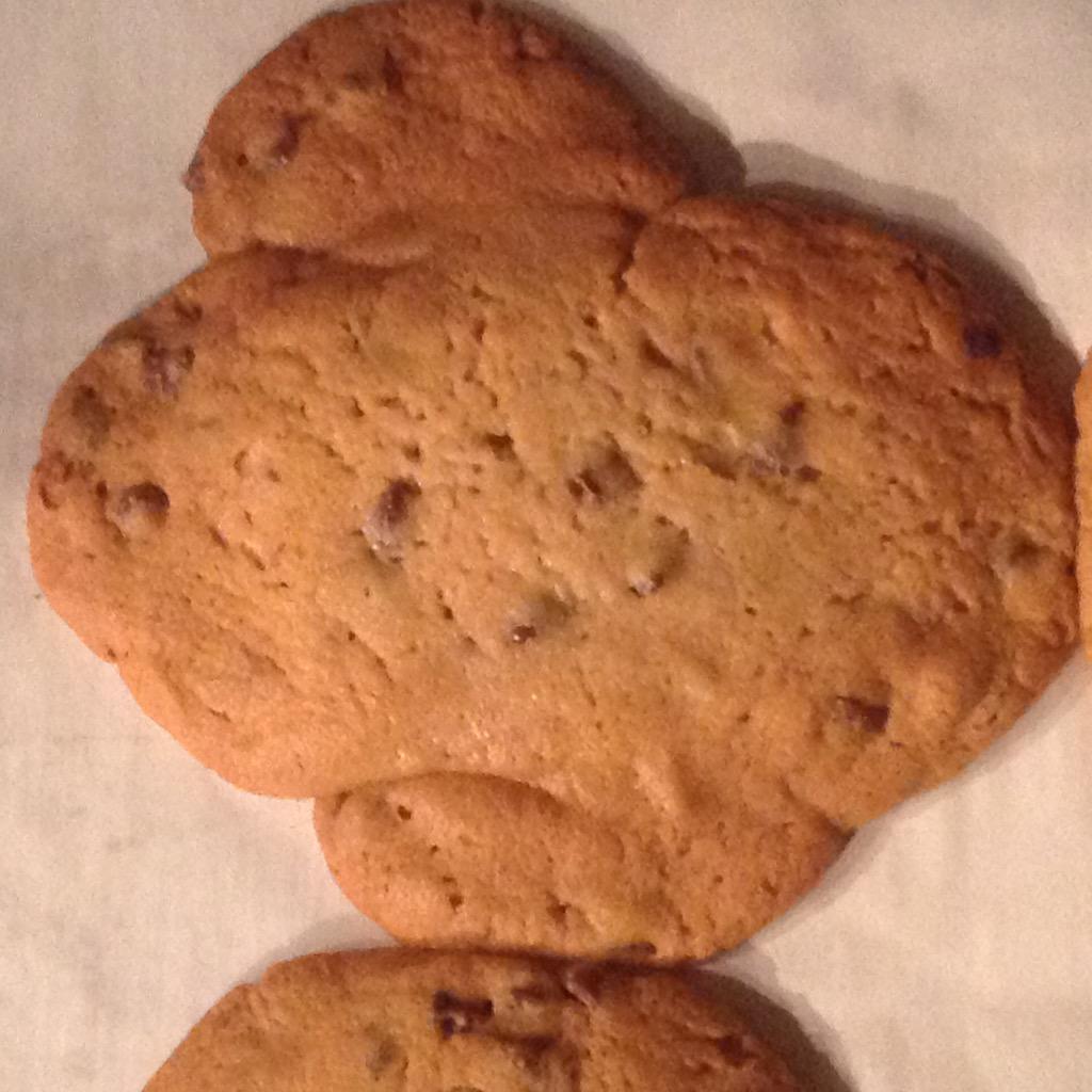 Pack_Jag's tweet photo. #cookiehype u know u have become a hard core fan when ur cookies look like derpy cactus @TBNRfrags  🌵🌵🌵🌵 http://t.co/OkPkEHoCBd