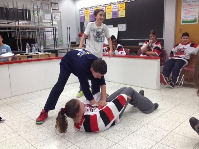 escmarierivier's tweet photo. Les dragons en pleine action au tournoi provincial d'impro! Le plaisir est au rendez-vous! :) #GoDragons http://t.co/DnTtuV0dTW