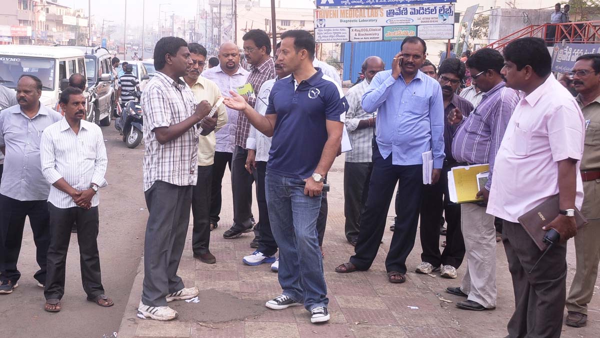 Commissioner(GVMC) tweet media