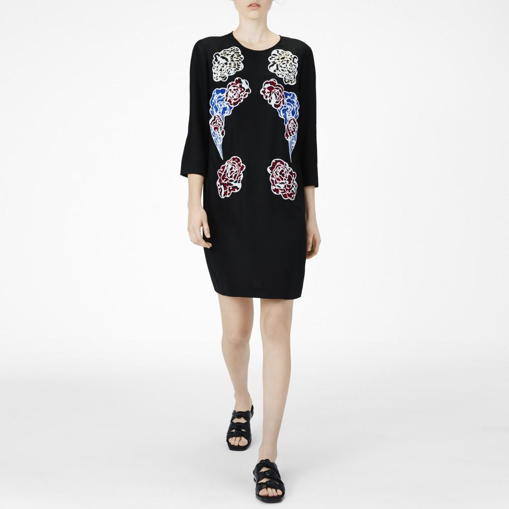 goop's tweet photo. We love this @stellamccartney dress so much it hurts #goopshop http://t.co/8FsbfTcnYd http://t.co/wXJjqOvBTx