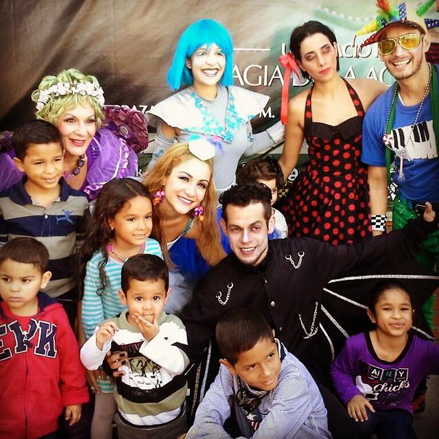 MagicusTeatro's tweet photo. ULTIMO FIN DE SEMANA #TeatroSambil Trata Ecología, reciclaje y conciencia ambiental #Sáb y #Dom 3:00pm @ecocaracas http://t.co/a6kSCeTttD