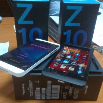 meCelluler's tweet photo. #BM Z10 Original, Segel Langsung dr RIM, @1990 masuk group FB : https://t.co/CLiNDehEFt dan PIN : 2BA5A99D http://t.co/qNMyTojiZ1