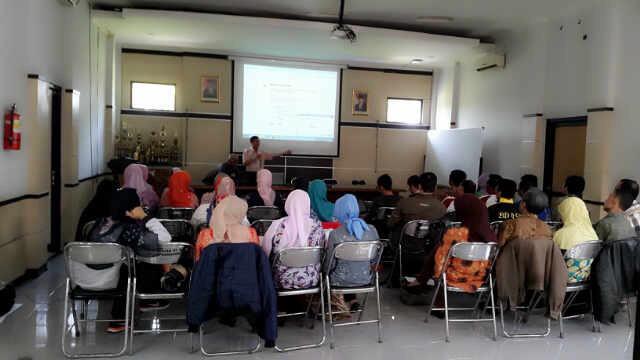 Rapat sosialisasi iku kecamatan <a href="/ridwankamil/">Ridwan Kamil</a> <a href="/OdedMD/">Oded Muhamad Danial</a> <a href="/yossiirianto/">Yossi Irianto</a>