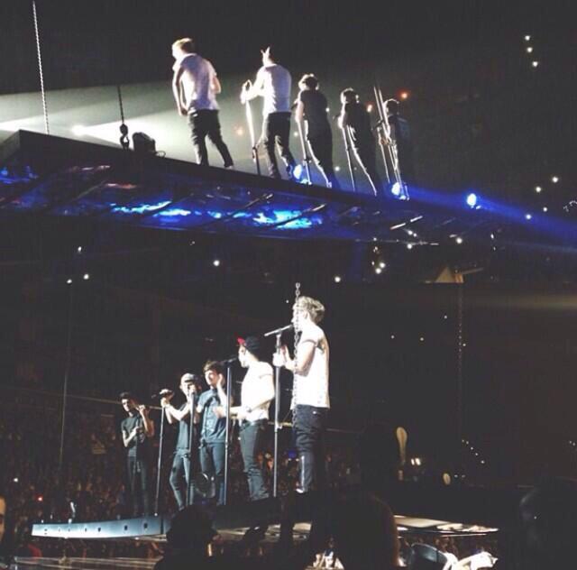 NiallsLeaf's tweet photo. I miss this day so much bosnisnono http://t.co/VrIvBXsJOf
