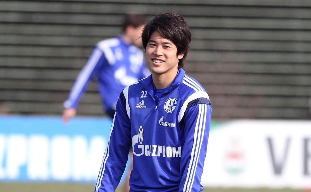       Fb(    )
Happy Birthday Atsuto Uchida

 