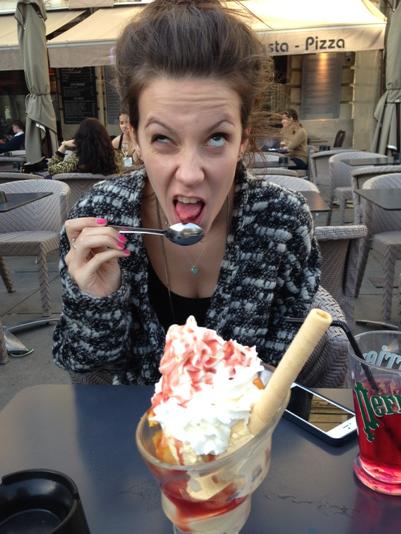 Happy birthday princess @harrietjones11 🎉👑💜