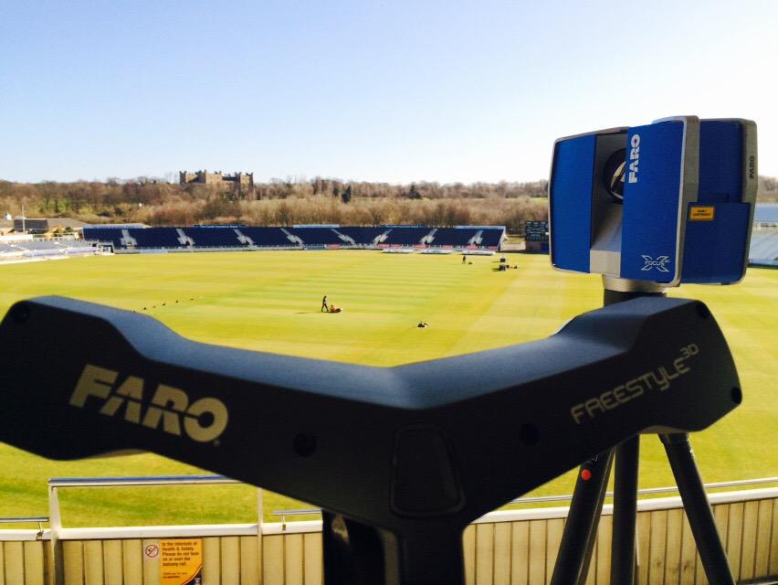 si_horton666's tweet photo. #wheresfocus #wheresfreestyle best mates at Durham County Cricket Ground @Chris_J_Palmer http://t.co/8jSZcvUcmN