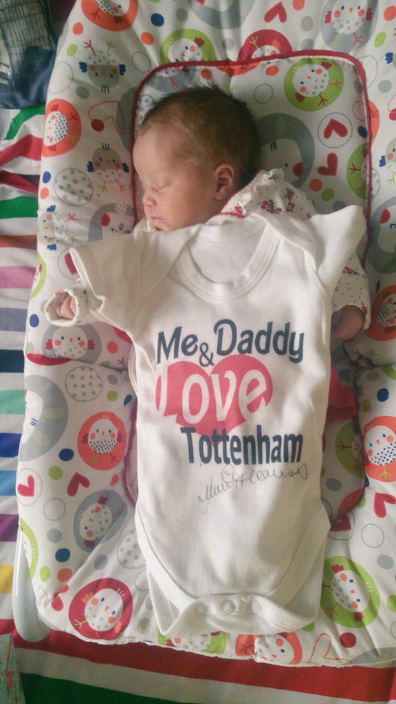 AdRicksta's tweet photo. @jimmy_greaves It's still a bit big but here is my little Madam kind of in her signed babygrow! Thanks again. #Legend http://t.co/GG5pMnAl2F