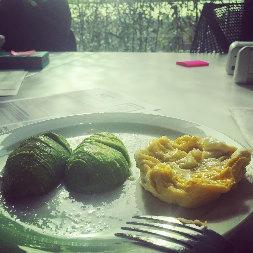 RekhaMehr's tweet image. Friday morning #aldesko dining!
Less than a week left to apply to @MassChallengeUK #acelerator #eatthatfrog #startups