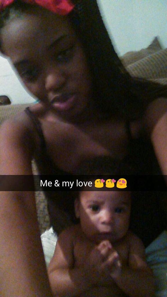 Pretty_InRedd's tweet image. Dha love ii got for my son doe 😘😘😍😍💝💝👶👶 GoodNight