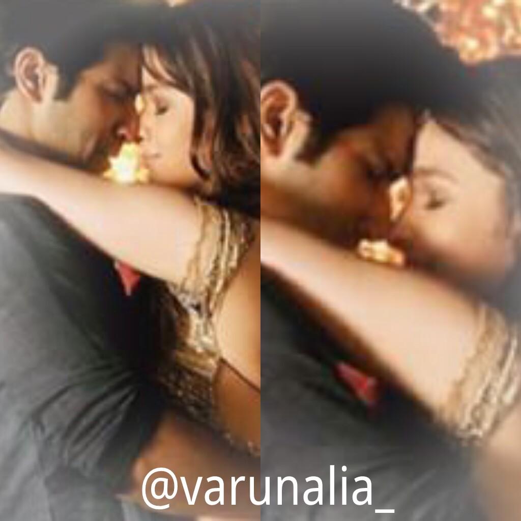 VarunAlia_'s tweet image. #HSKD #VARIA #VALIA 
@Varun_dvn @aliaa08