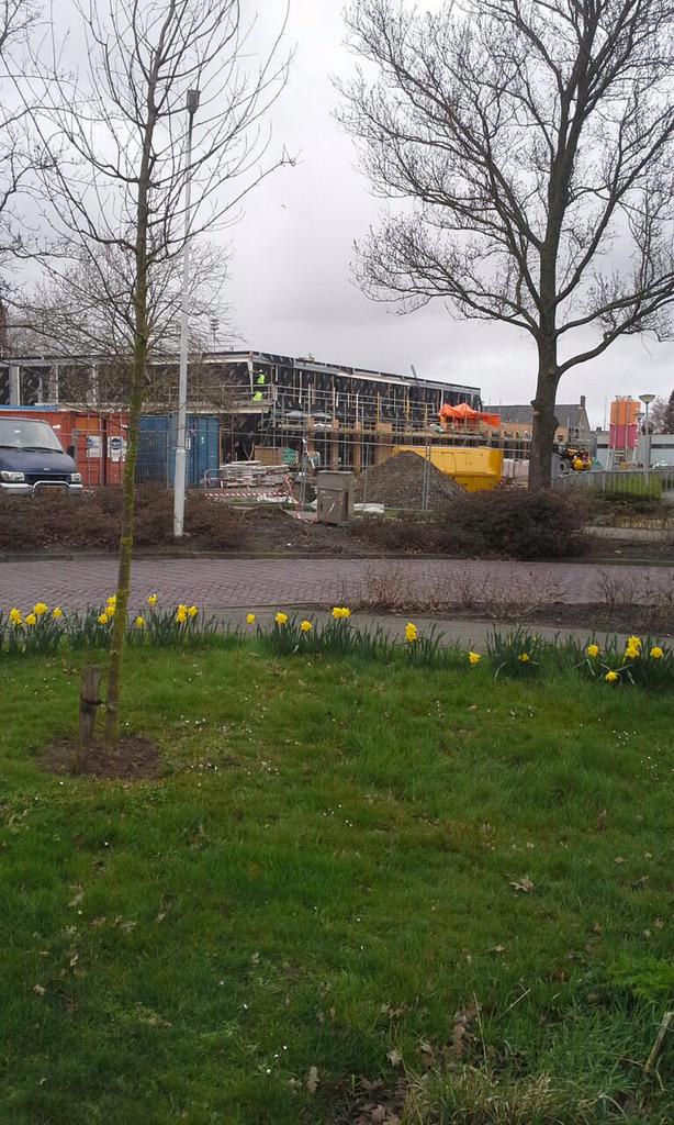 AannemerSimons's tweet photo. @dagvandebouw @BouwendNL Ook wij doen mee met #MFC #Oostburg http://t.co/Ye0IGmY7Va