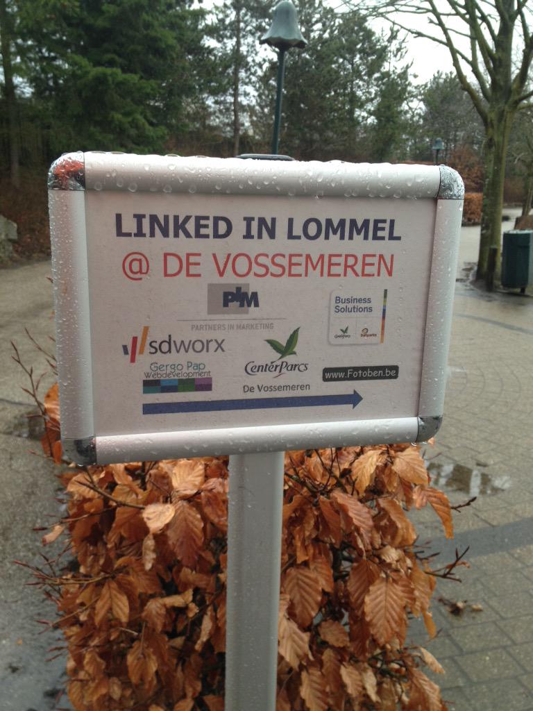 pnamjanssen's tweet photo. @BusSolutionsBE @DeVossemeren #CenterParcs @LinkedinLommel gisteren linkedinlommel met onze partners @SDWorxBelgie http://t.co/jdbj6arPxi
