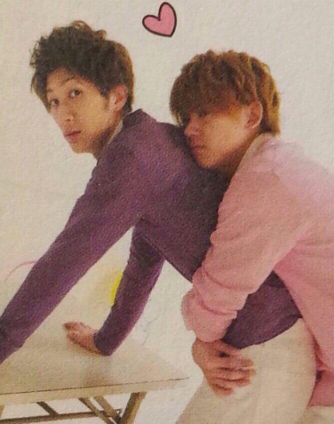 JW___NoZoMu's tweet photo. 【 復活記念 】

"  なぁなぁ 構ってや ~ (( ぎゅーっ  "

 甘えたの俺は嫌い、？

"  構ってくれなきゃ 拗ねるもん  "

大切不要 / 甘えた / 浮上率高め / 一般拒否

#RTしたnrさんお迎え http://t.co/lb05ZjIMzU