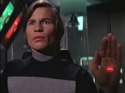 Me parece que a Michael le van a saltar hoy las alarmas...
Happy Birthday, Michael York!!!! 