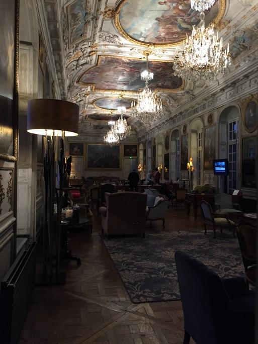 CirenDentist's tweet image. I am toughing it out 😇#straumannuk #straumann #askingalltherightquestions