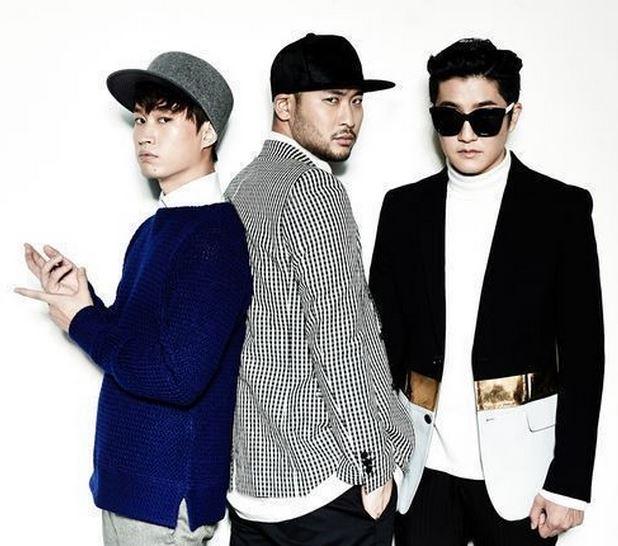 soompi's tweet photo. #EpikHigh to Start Their Own Label Backed By #YGEntertainment and Headed by #Tablo
http://t.co/kUNRW2YZBS http://t.co/h5CQmQBx8O
